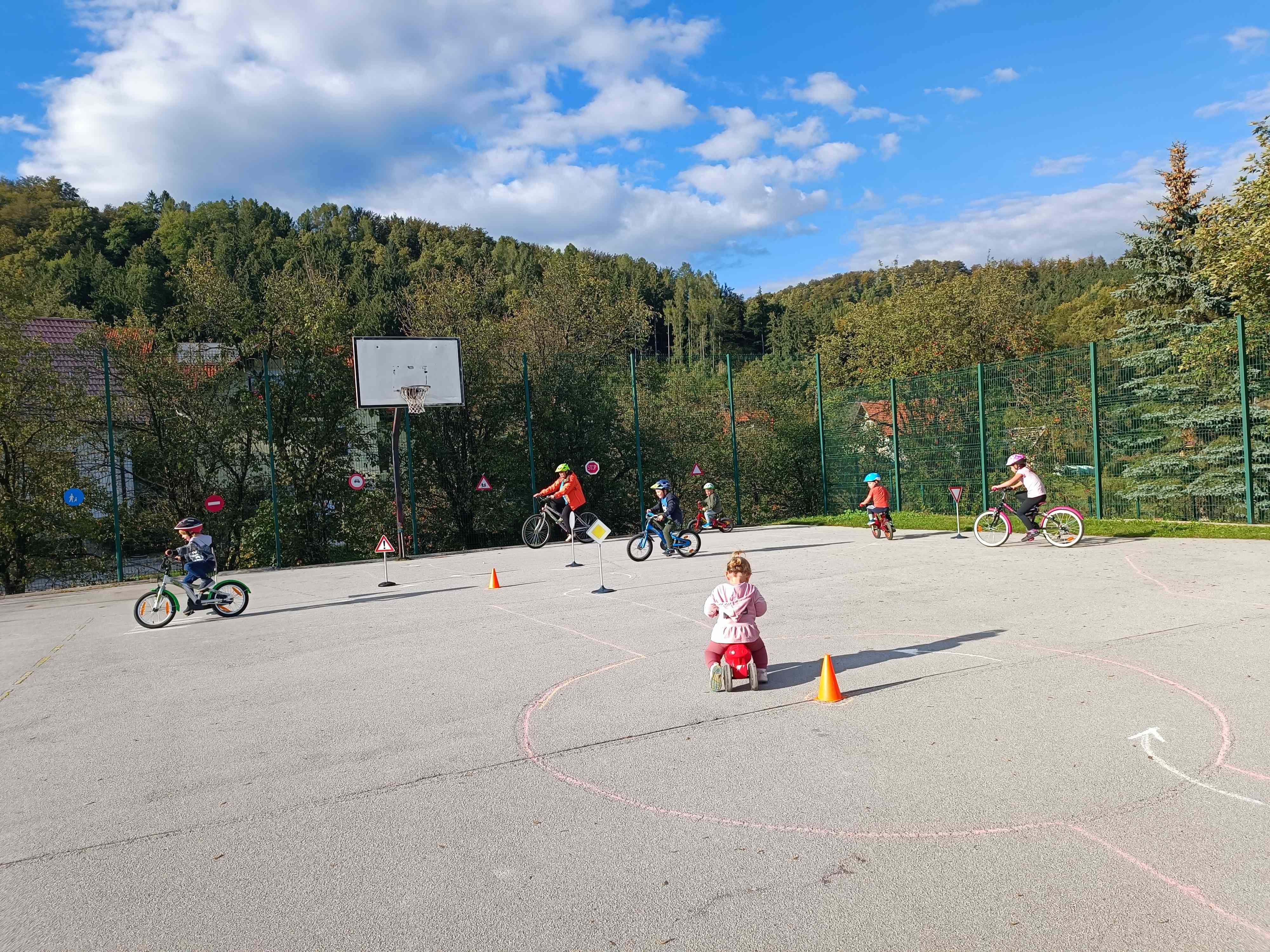 TEDEN MOBILNOSTI V ENOTI SEDRAŽ