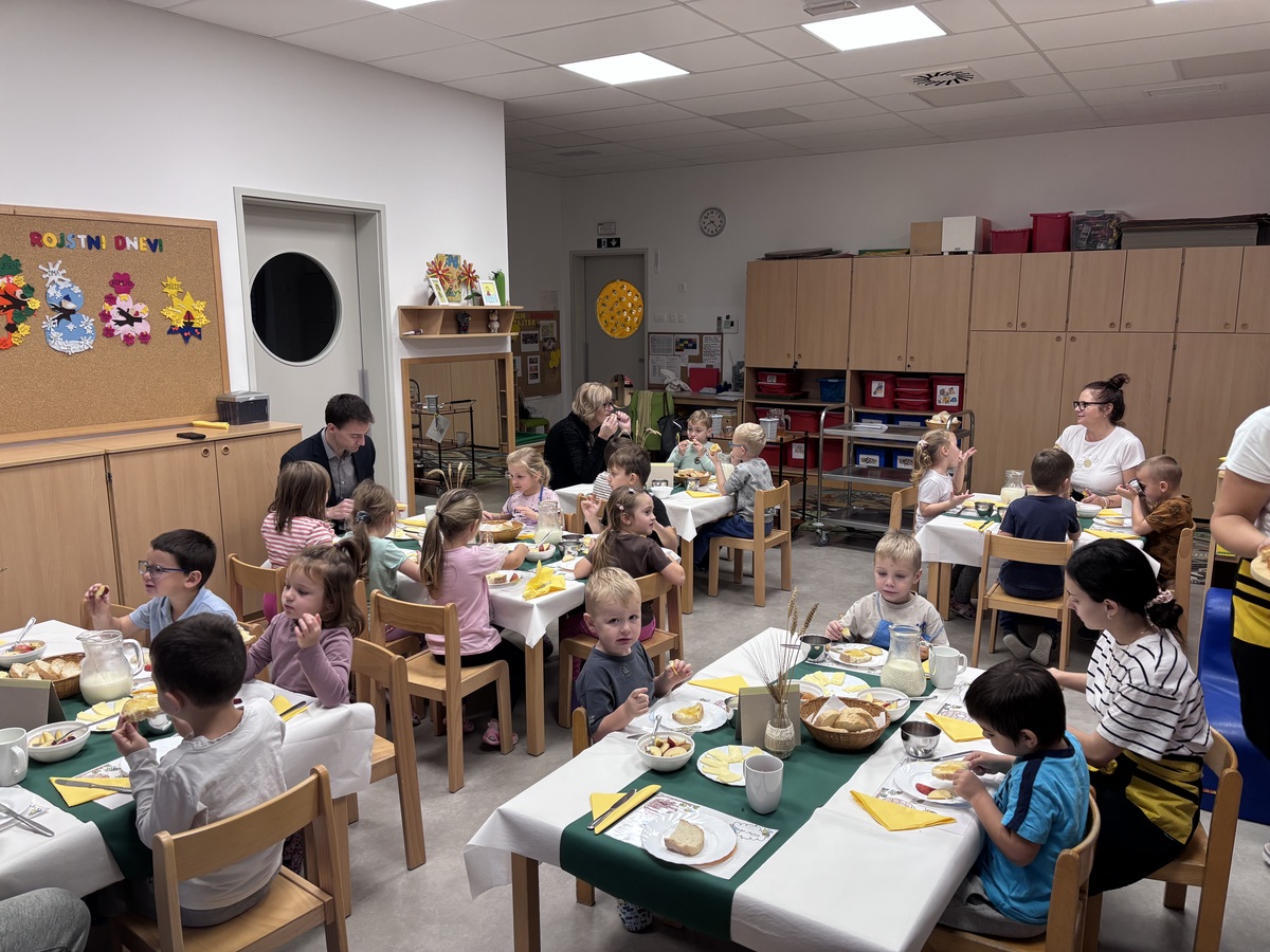 l 804943ZAJTRK V VRTCU RT 2